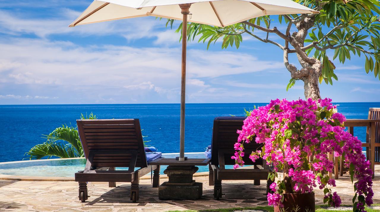 Blue Moon Villas Resort Amed Exteriör bild
