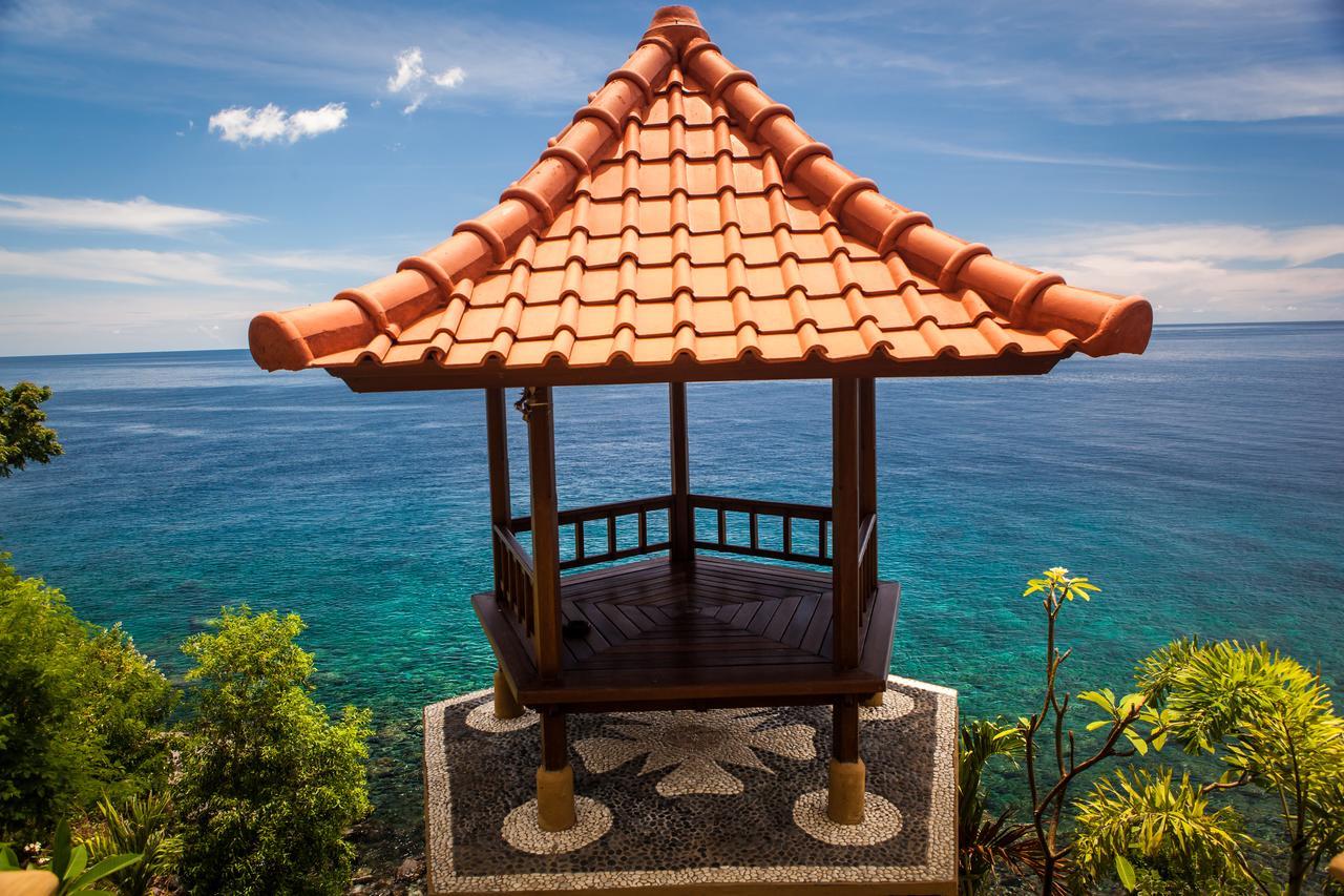 Blue Moon Villas Resort Amed Exteriör bild