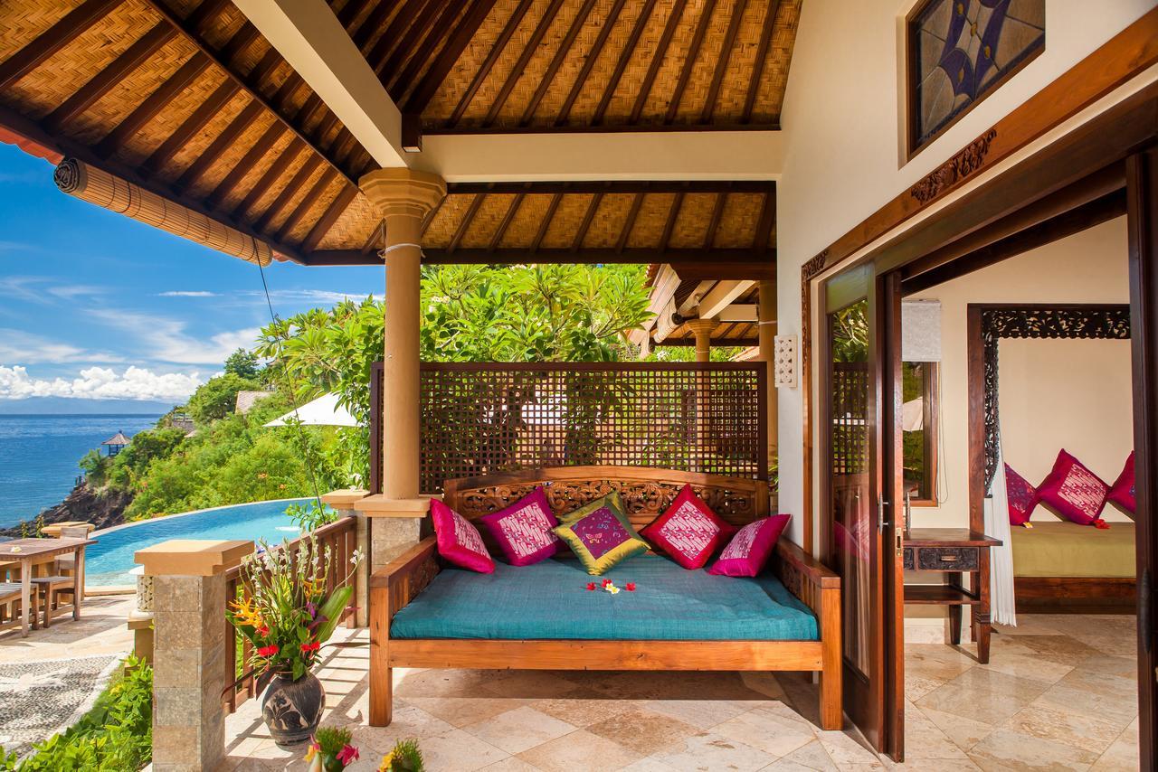 Blue Moon Villas Resort Amed Exteriör bild