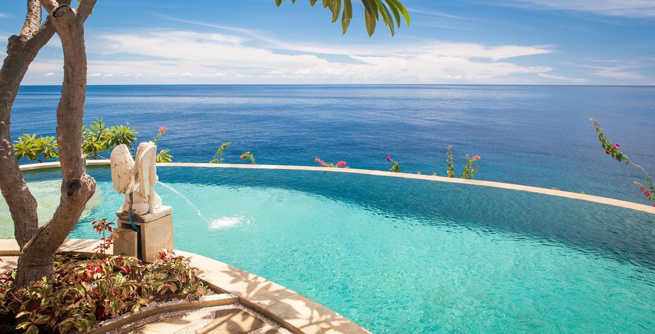 Blue Moon Villas Resort Amed Exteriör bild